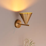 Warm Antique Brass Wall Light (0711CAP102893)